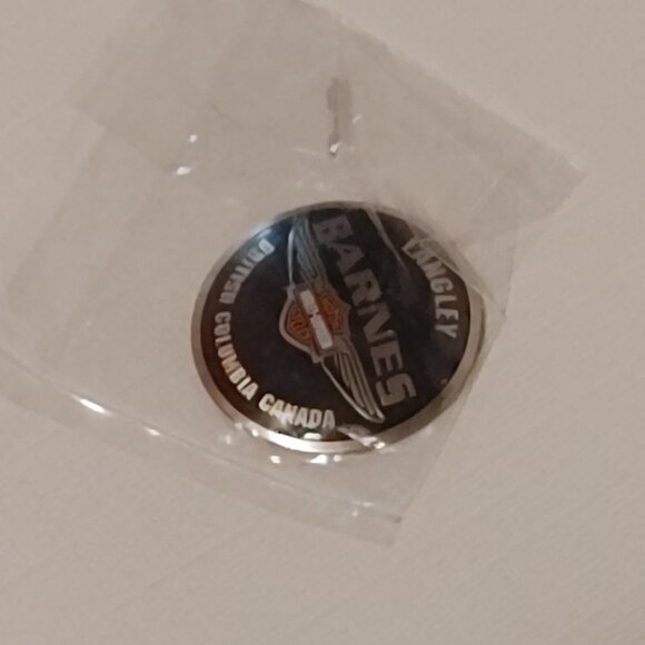 HARLEY DAVIDSON Fuel Tank Medallion Langley Barnes British Columbia Cana… - Picture 3 of 4